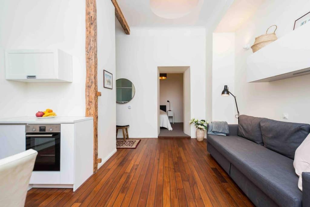 Best Location, Beautiful And Quiet Old Town Apt. Tallinn Exterior photo